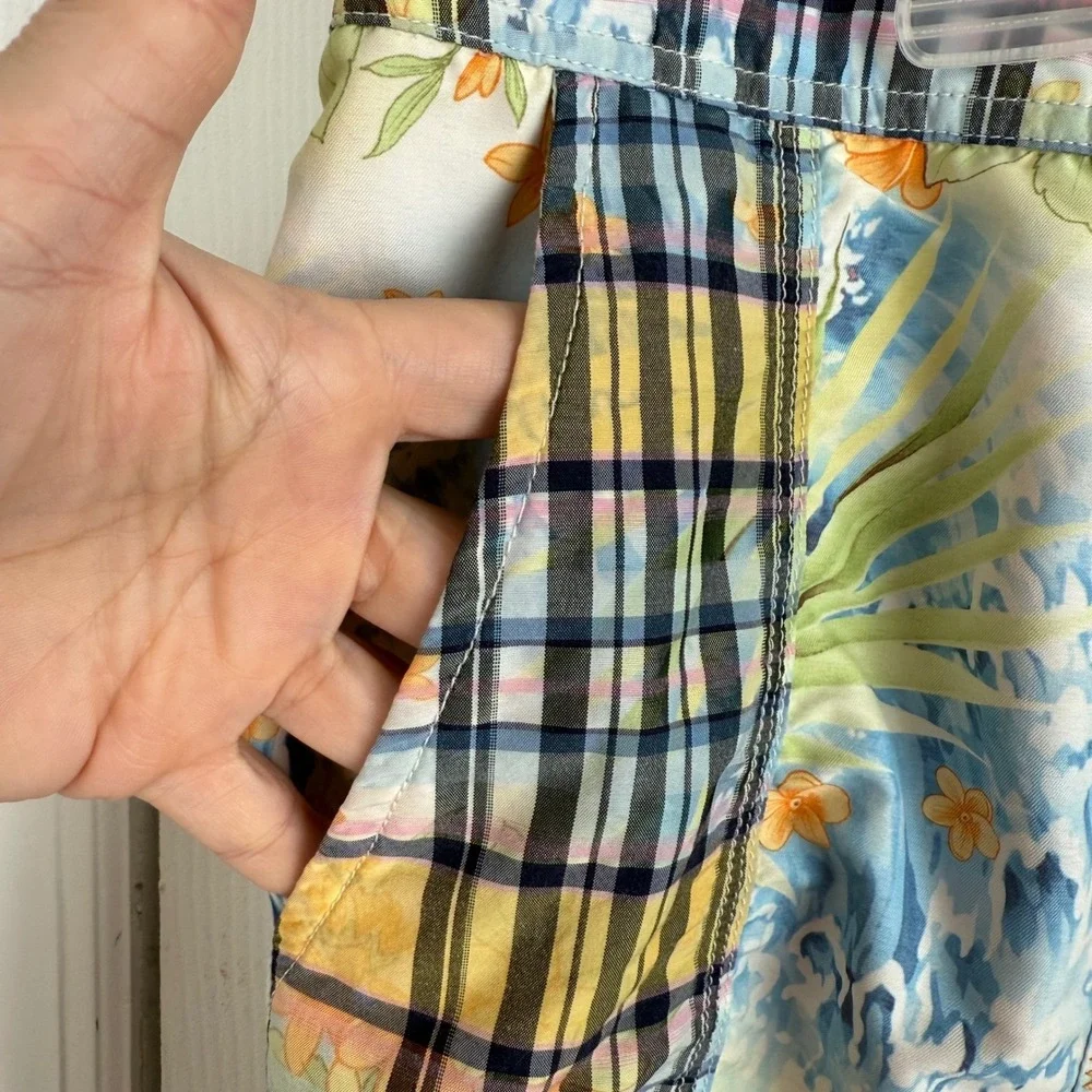 Robert Graham Swim Trunks 38 Patchwork Hawaiian Floral Plaid Surf‎ Beach Shorts